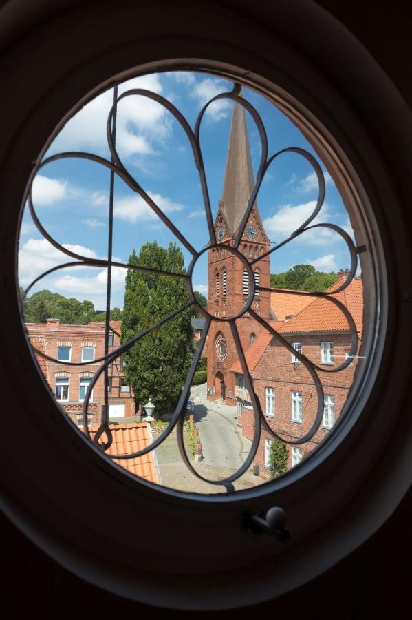 Gaestehaus Von Herzen Lauenburg/Elbe Esterno foto