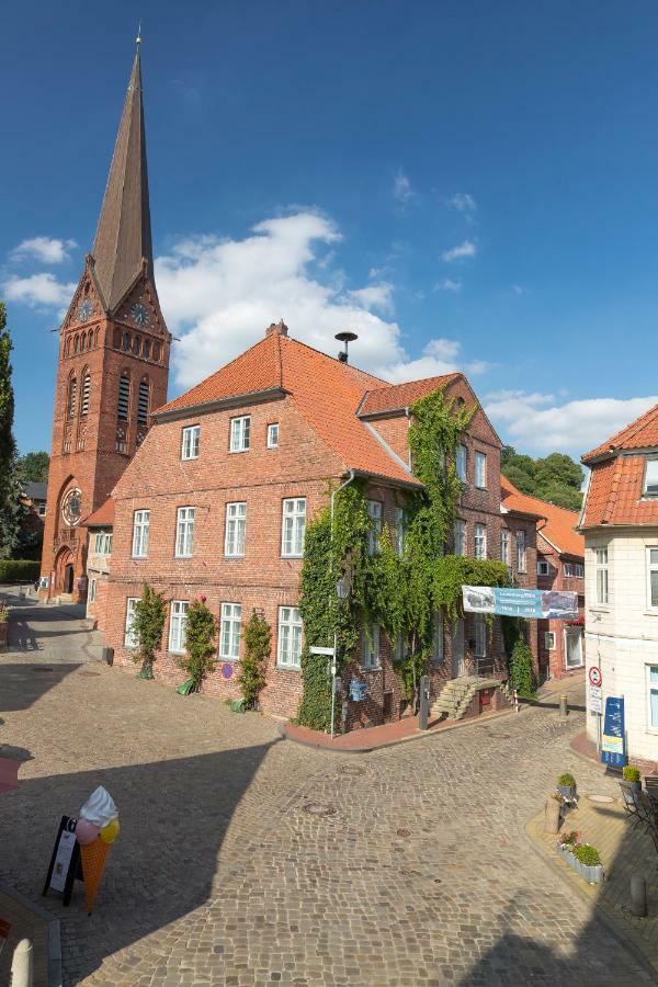 Gaestehaus Von Herzen Lauenburg/Elbe Esterno foto